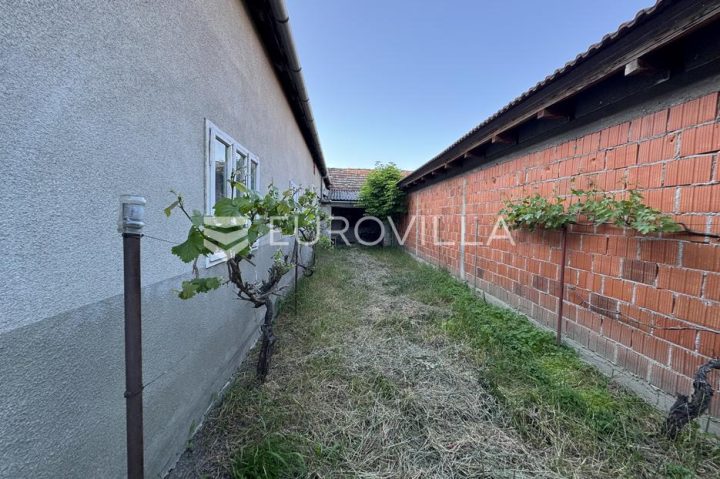 House for sale 200 m² – Strizivojna