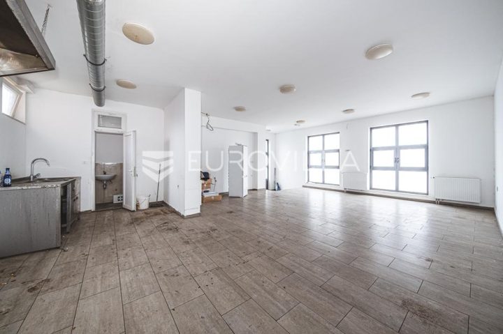 Gewerbefläche zu verkaufen 215 m² – Veliko Polje