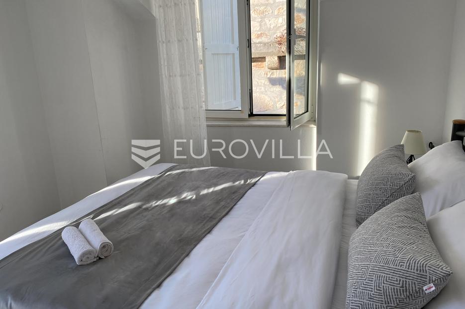 Casa In vendita -  Milna