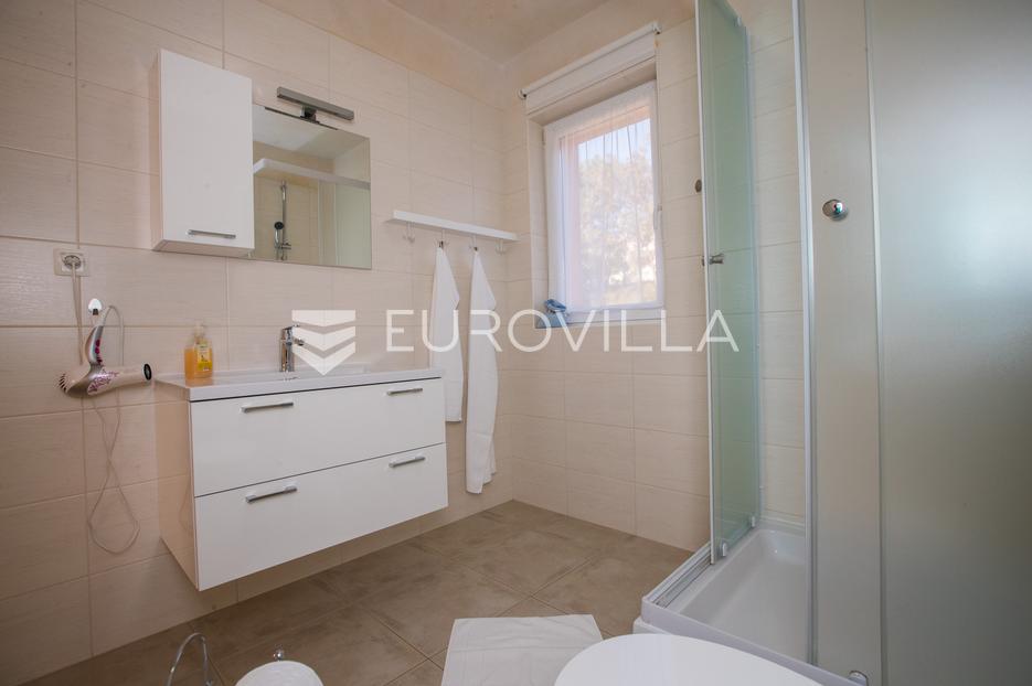 Apartma Na predaj - Primorsko-goranska Rab