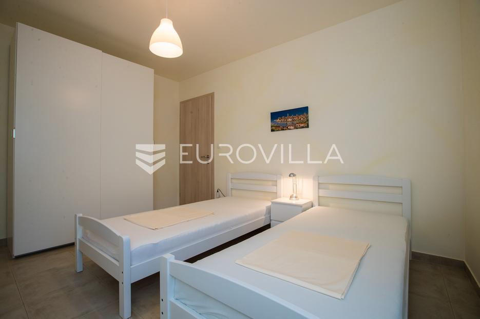 Apartma Na predaj - Primorsko-goranska Rab