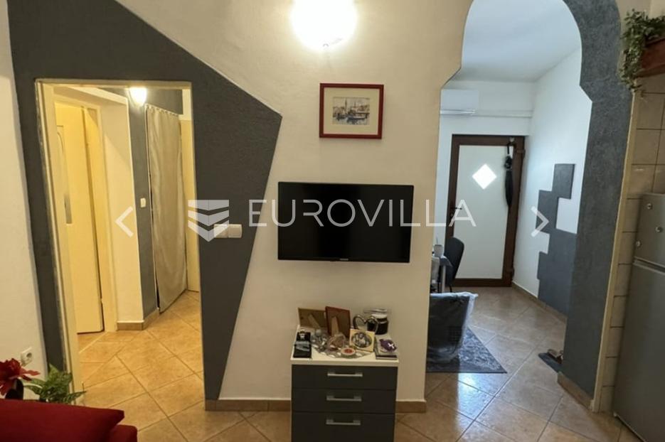Stan Na prodaju -  Pula