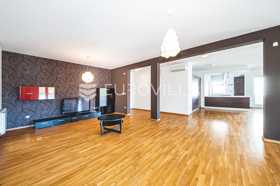 Appartement À vendre -  Črnomerec