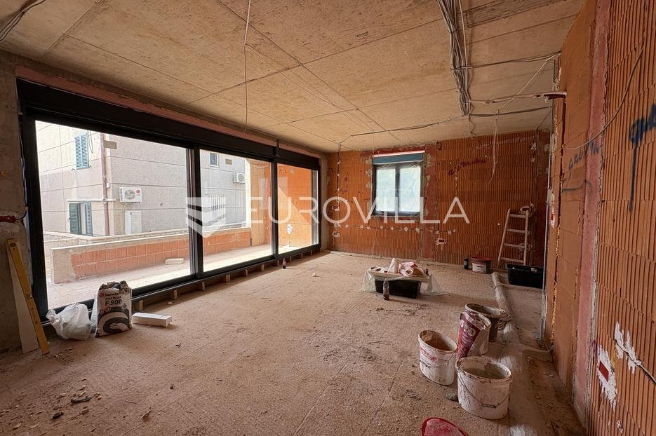Flat For sale - Šibensko-kninska Vodice