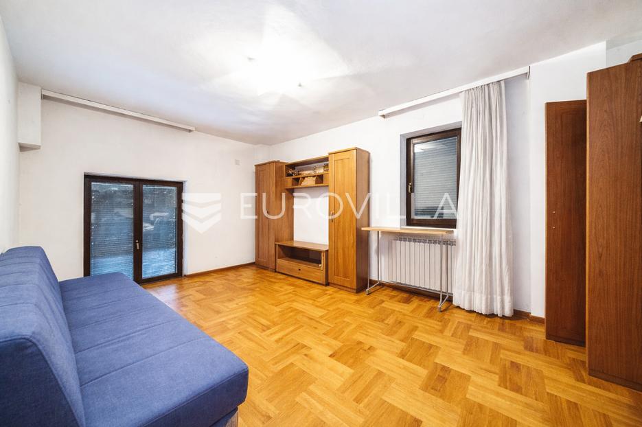 Kuća Na prodaju -  Zagreb - Okolica