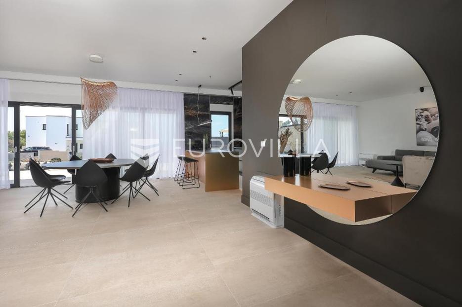 Haus Zu verkaufen -  Novalja