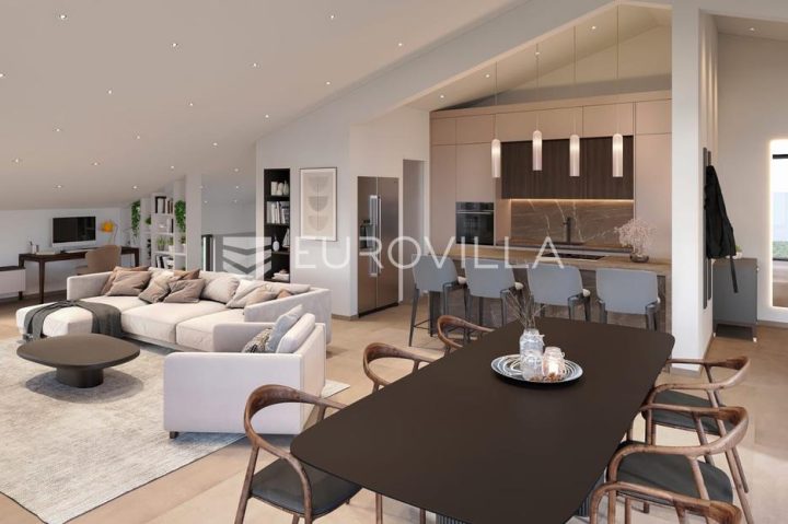Stan na prodaju 113 m² – Rovinj