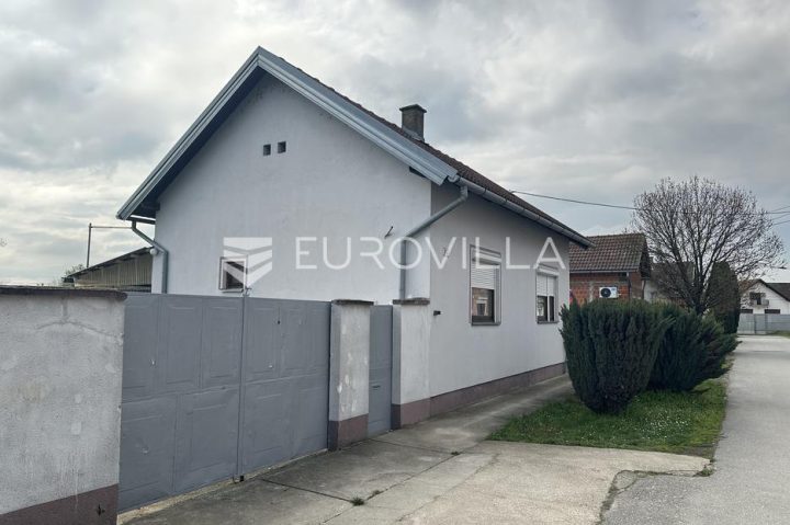 Maison à vendre 125 m² – Borovo Naselje