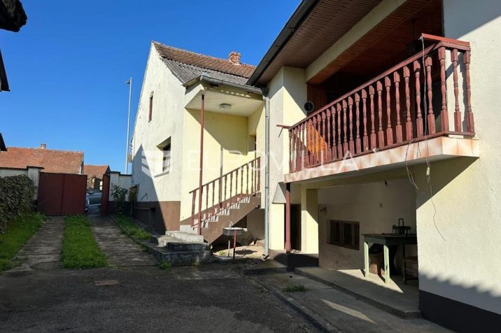 Hiša Naprodaj - Požeško-slavonska Požega - foto 2/4