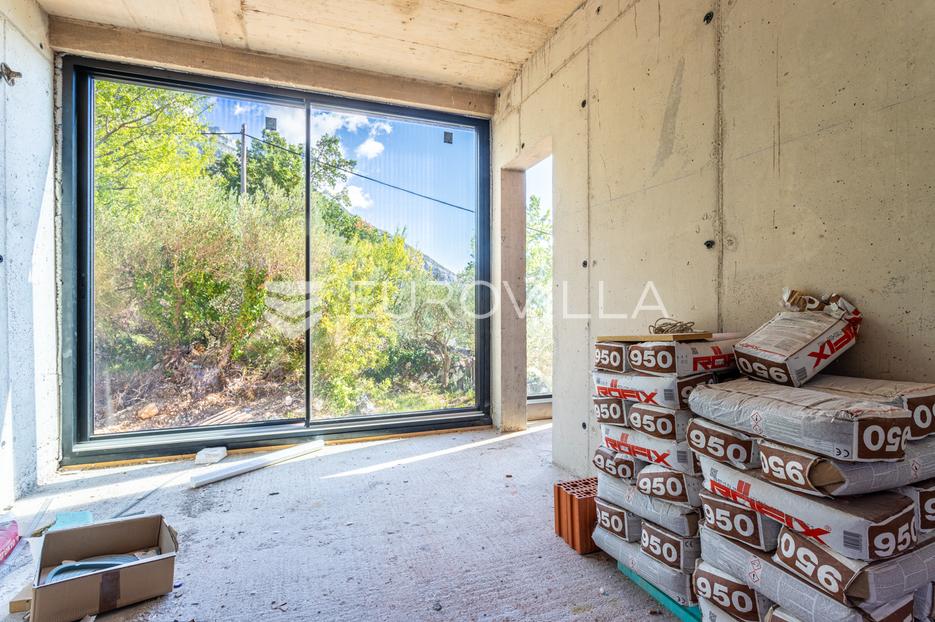 Casa In vendita -  Makarska