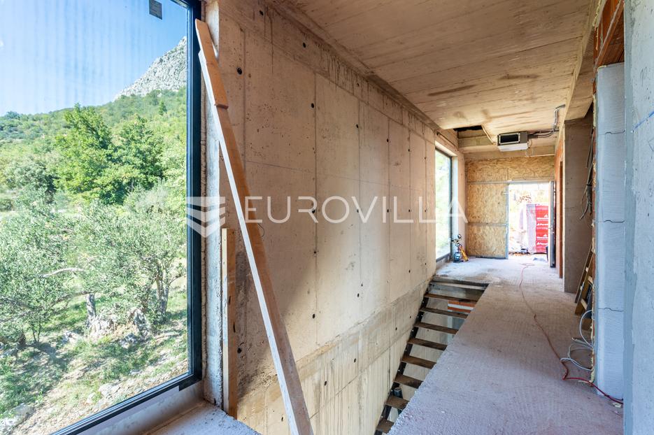 Casa In vendita -  Makarska