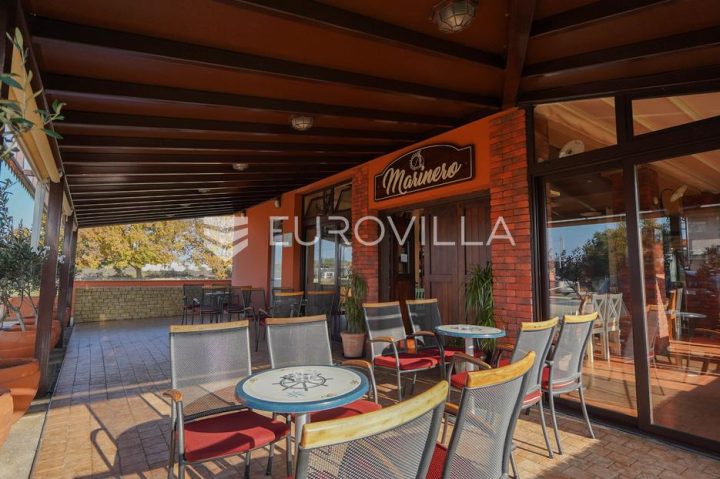 Poslovni prostor na prodaju 509 m² – Zaton