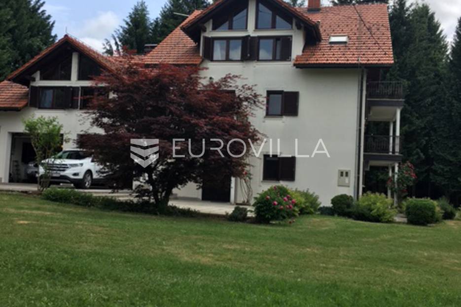 Maison À vendre -  Rakovica