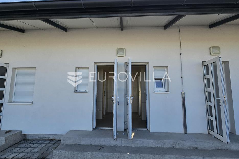 Poslovni prostor Na prodaju -  Osijek - Okolica