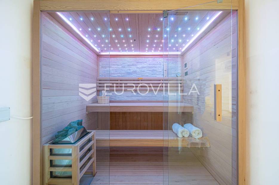 Haus Zu verkaufen -  Novalja