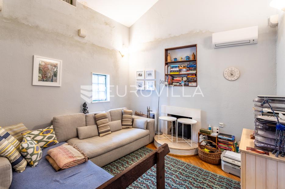 House For sale -  Vis