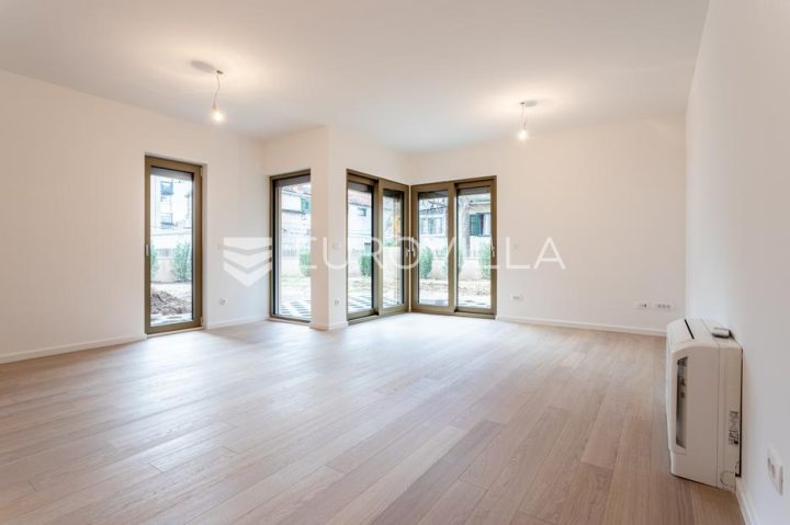 Stan na prodaju 81 m² – Lučac