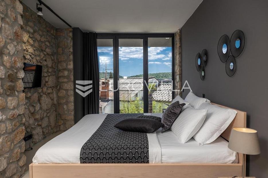 House For sale - Primorsko-goranska Vinodolska Općina