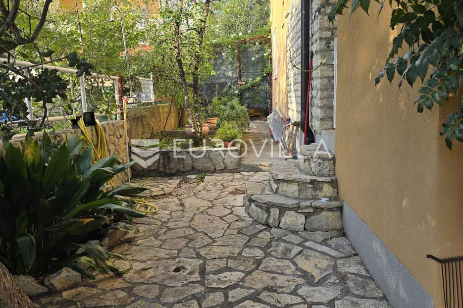 Casa In vendita -  Šibenik - Okolica