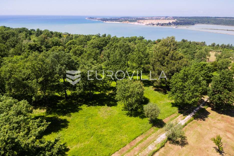 Grundstück Zu verkaufen -  Poreč