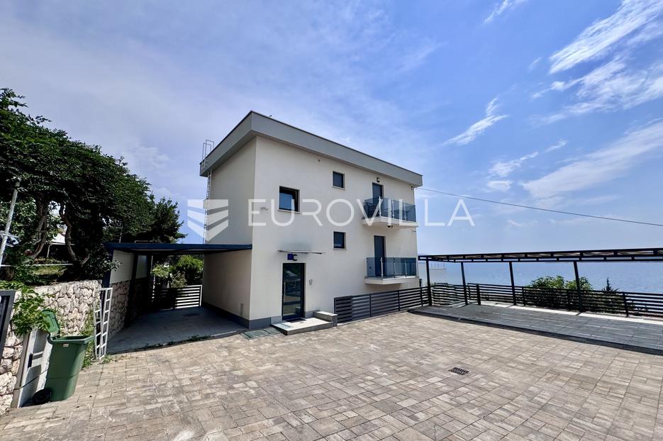 Stan Na prodaju -  Crikvenica