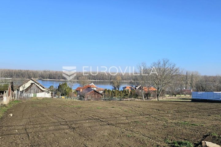 Terrain À vendre Aljmaš