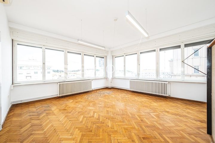 Poslovni prostor na prodaju 138 m² – Donji Grad