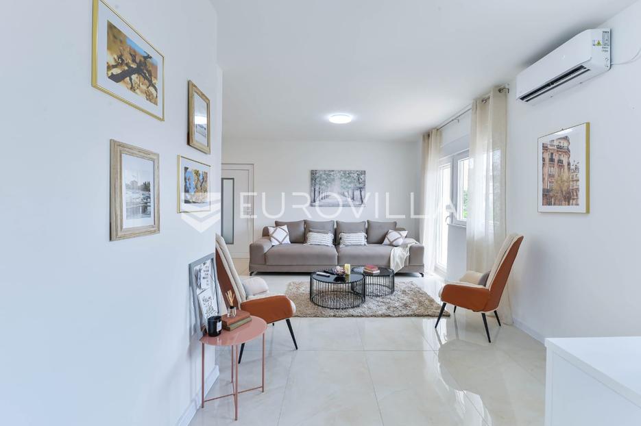 Haus Zu verkaufen -  Zadar