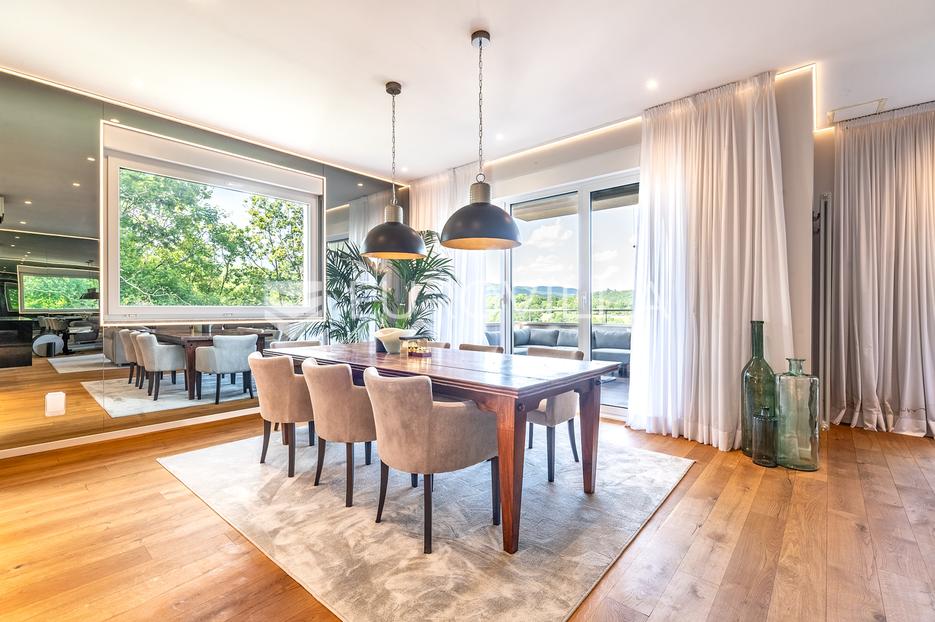 Apartma Na predaj - Grad Zagreb Gornji Grad - Medveščak - foto 2/13