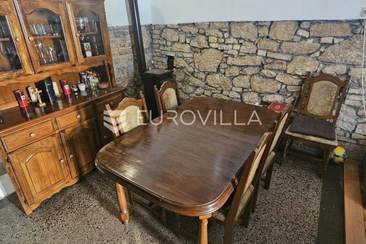 Flat for sale 104 m² – Centar