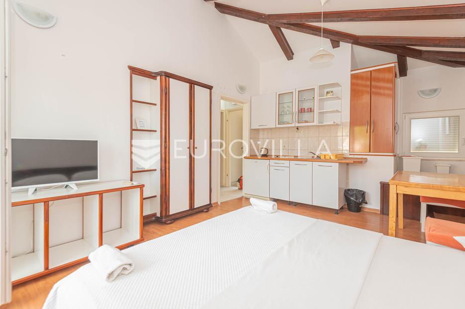 Casa In vendita -  Primošten