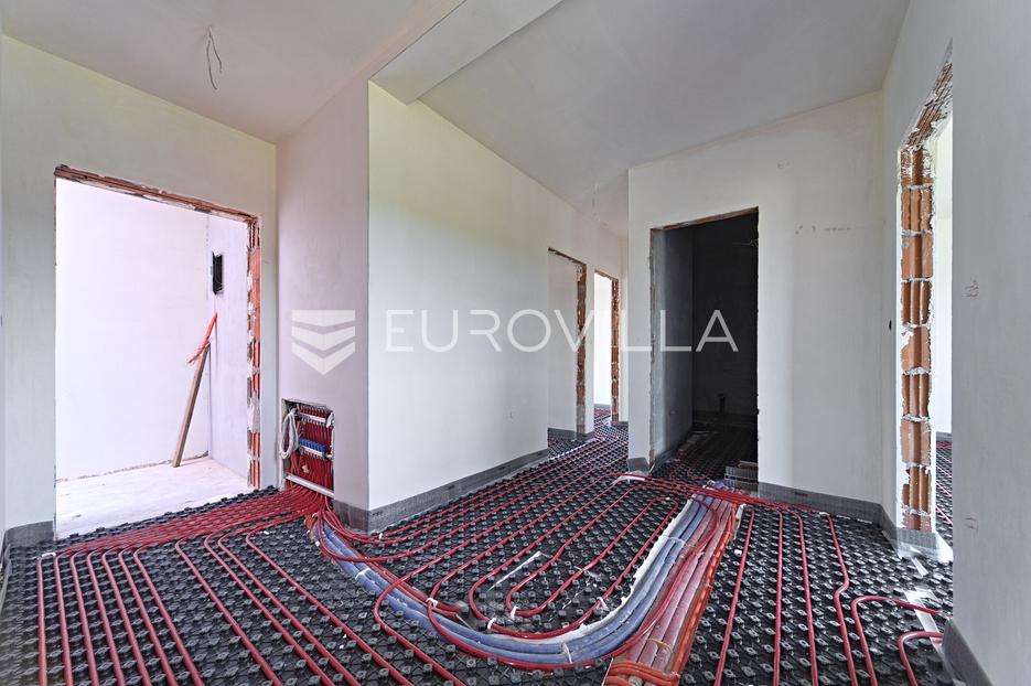 Apartmán Na prodej -  Osijek