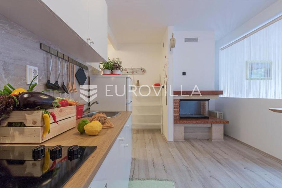 Haus Zu verkaufen -  Pula