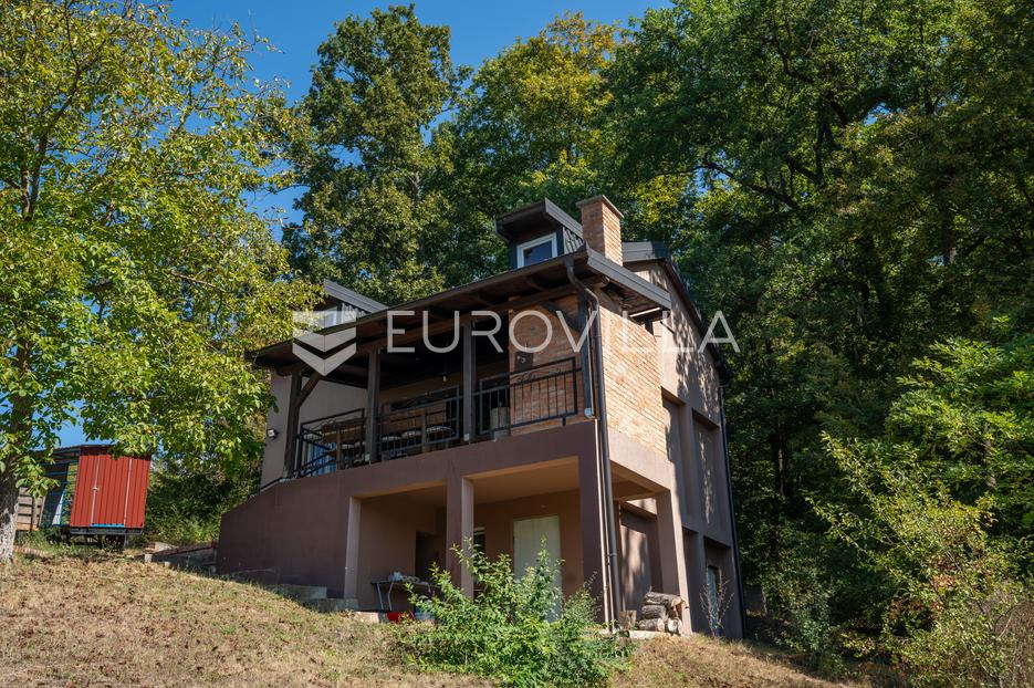 House For sale Breznica Đakovačka