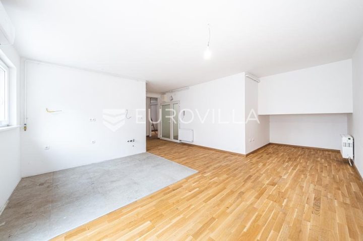 Mieszkanie Na sprzedaż - Grad Zagreb Trešnjevka - Jug - foto 2/8
