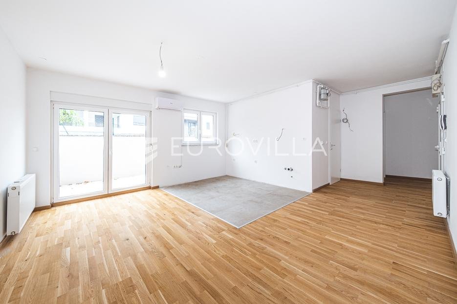 Mieszkanie Na sprzedaż - Grad Zagreb Trešnjevka - Jug - foto 1/8