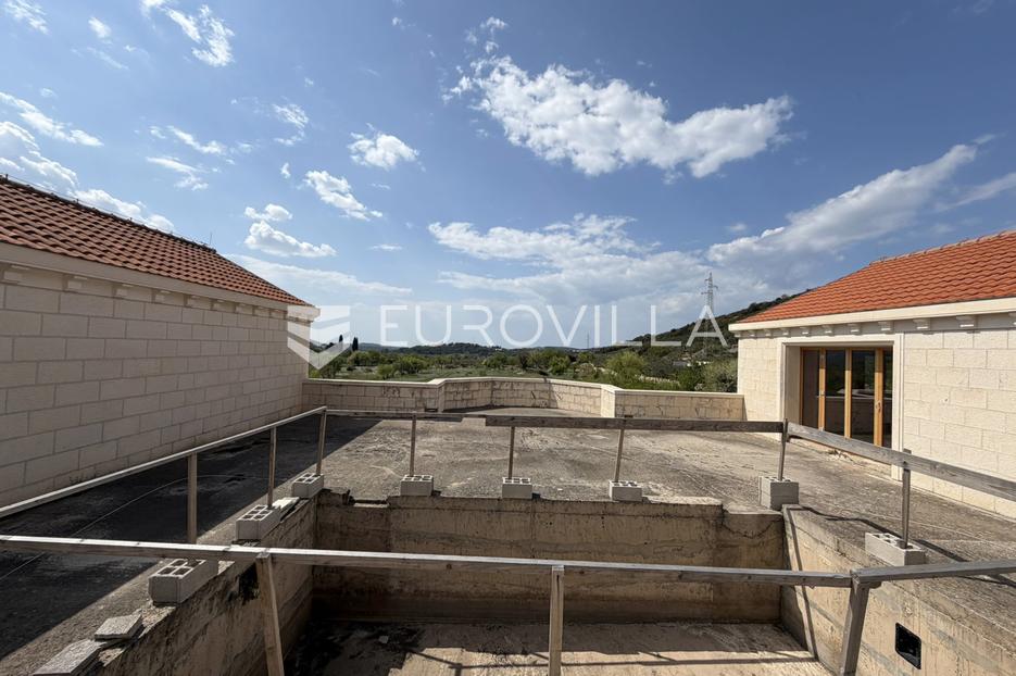 Kuća Na prodaju -  Nerežišća
