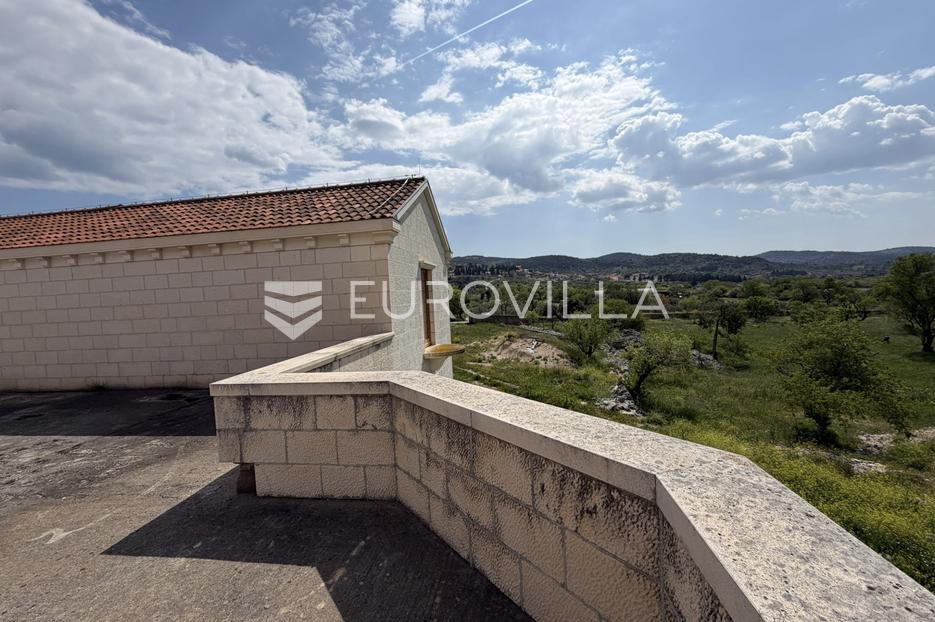 Kuća Na prodaju -  Nerežišća