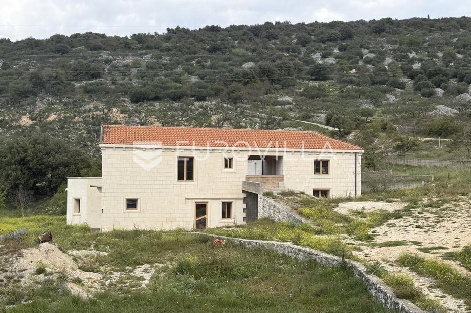 Kuća Na prodaju -  Nerežišća