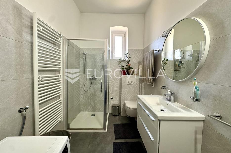Apartment Zu verkaufen -  Pula