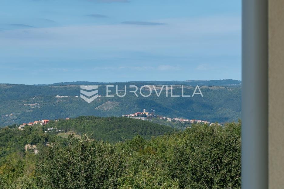 Casa In vendita - Istarska Karojba