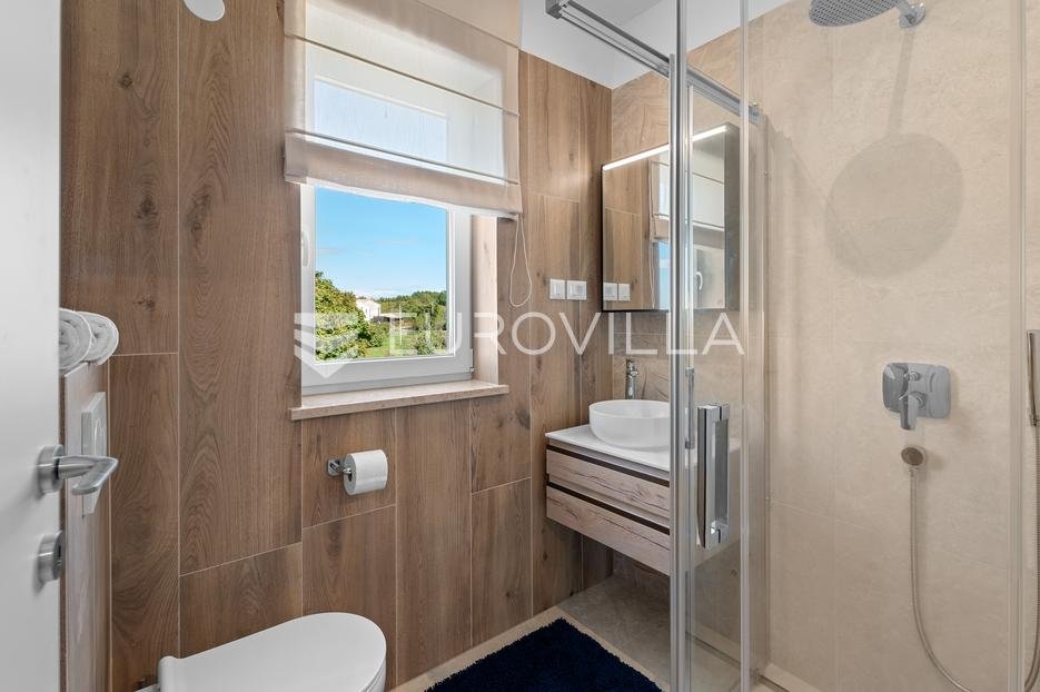 Casa In vendita - Istarska Karojba