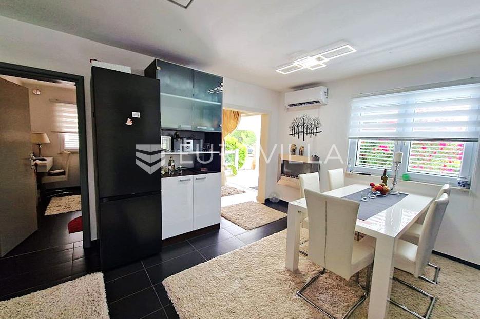 House For sale -  Vir