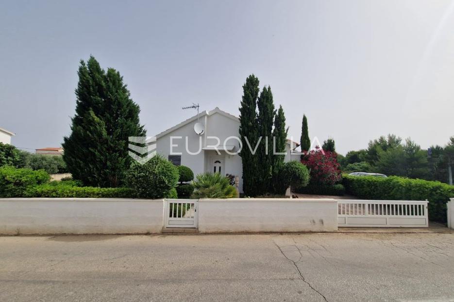 House For sale -  Vir