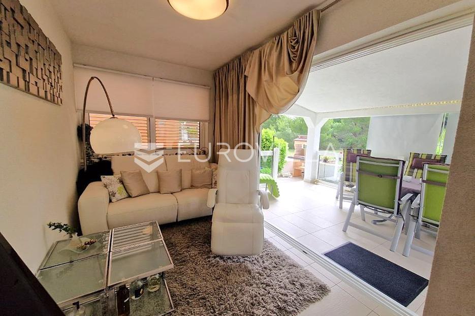 House For sale -  Vir