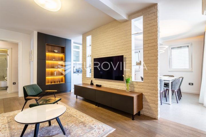 Flat for sale 124 m² – Grad