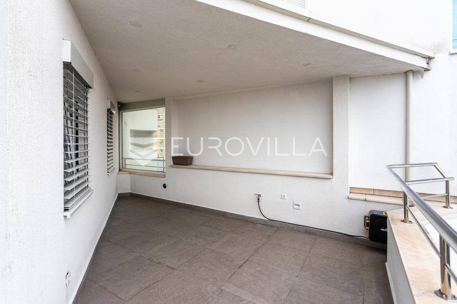 Appartamento In vendita -  Split