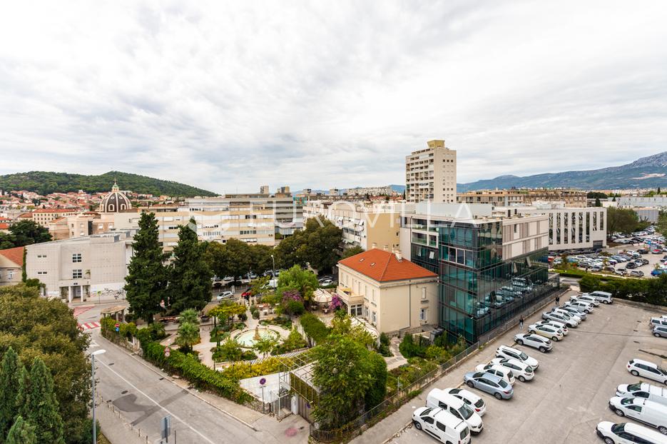 Appartamento In vendita -  Split