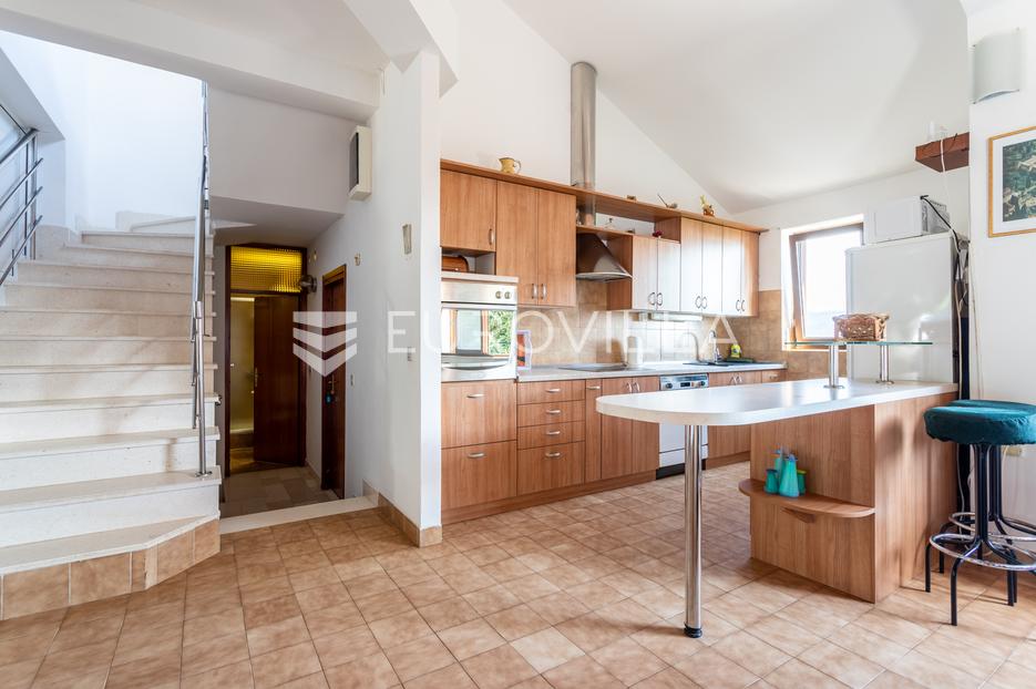 Haus Zu verkaufen - Splitsko-dalmatinska Trogir - foto 1/37