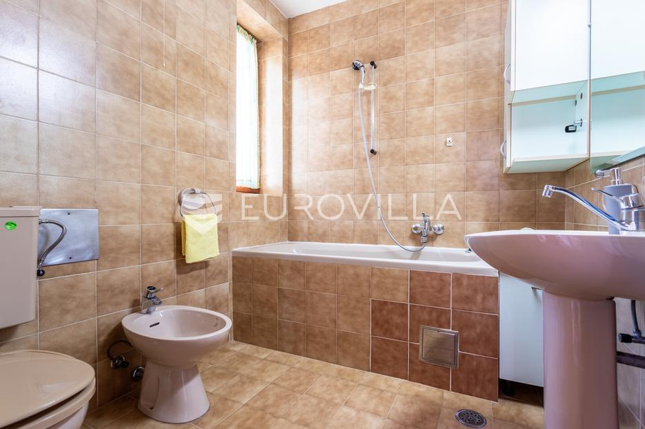 Haus Zu verkaufen - Splitsko-dalmatinska Trogir